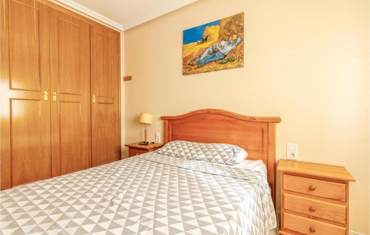 Lovely Apartment In Santa Pola With Wifi Esterno foto